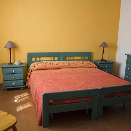 Dei Gelsi Daire Villaggio Resta